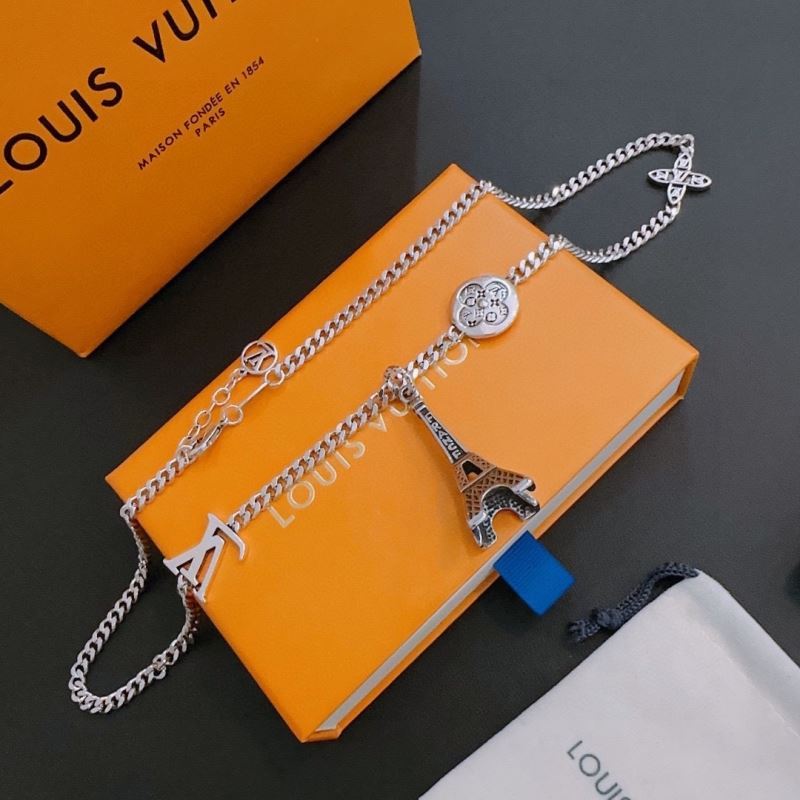 Louis Vuitton Necklaces